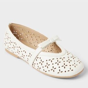 Girls' Margo Laser Cut Ballet flats sandals shoes Cat & Jack White 5